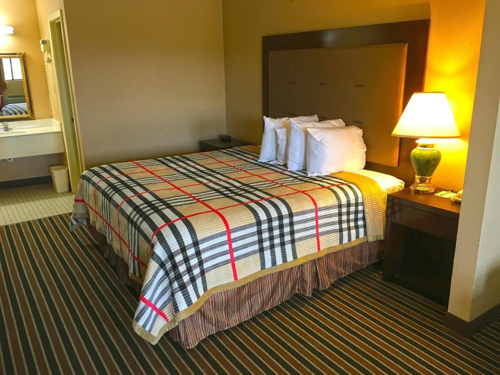 America'S Best Value Inn And Suites Aberdeen Esterno foto